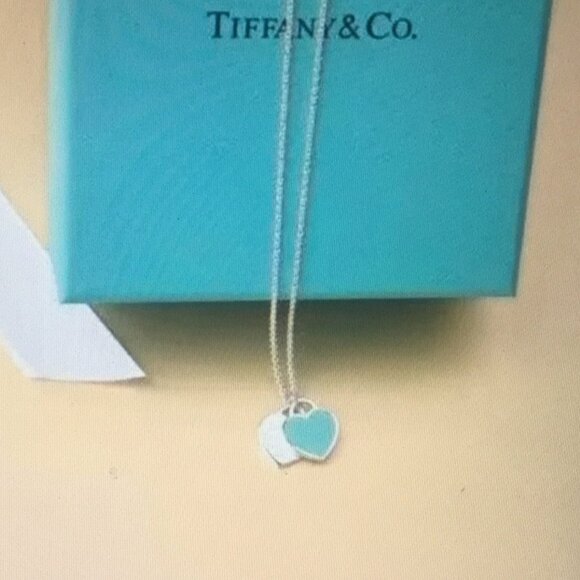 Tiffany & Co Silver Heart Pendant Necklace - Picture 2 of 5